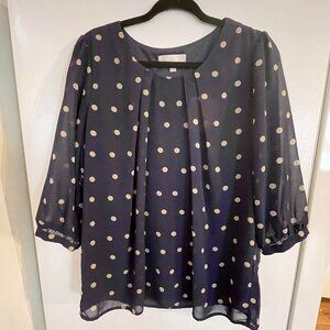 TRADITION MATERNITY TOP, polka dot, 3/4 sleeves, Size M. blue and gray.